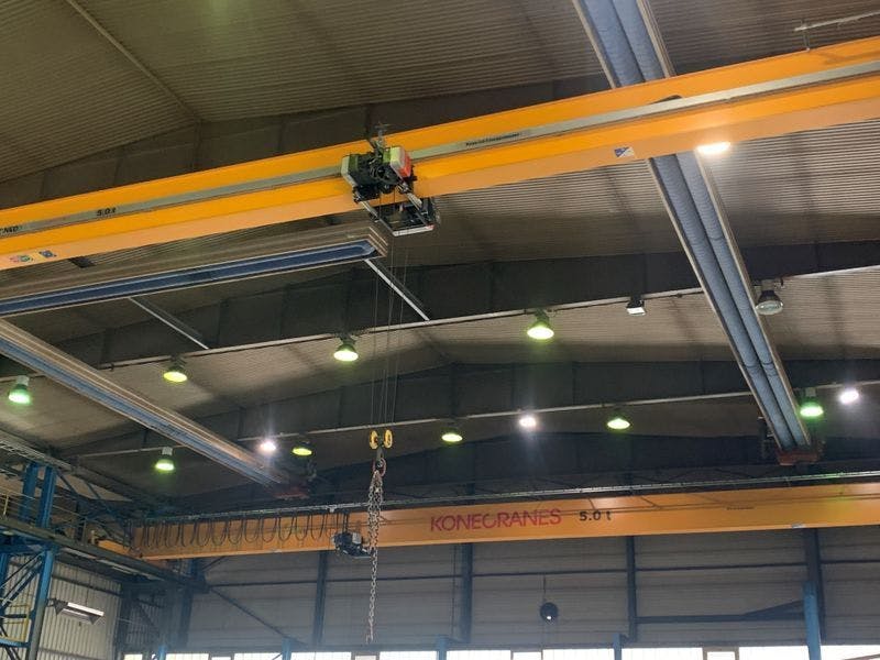 In production, we are supported by 5 overhead cranes with a load capacity of 5,000-10,000Kg.