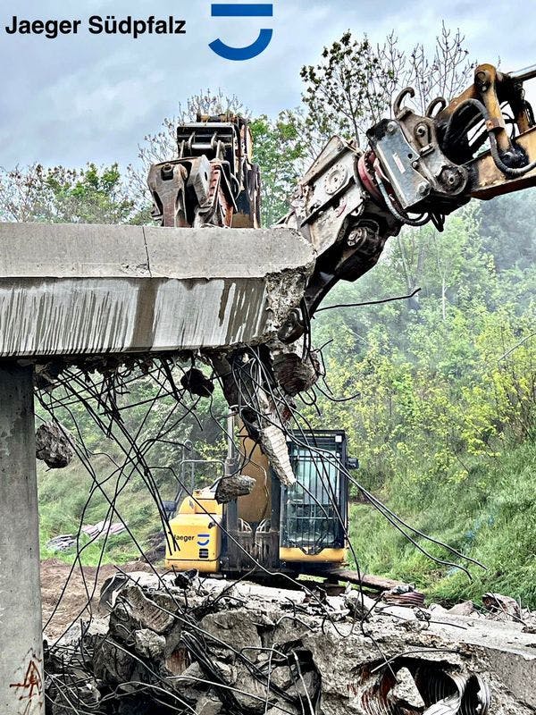 Demolition of Closweg Bridge in Speyer over the B 39