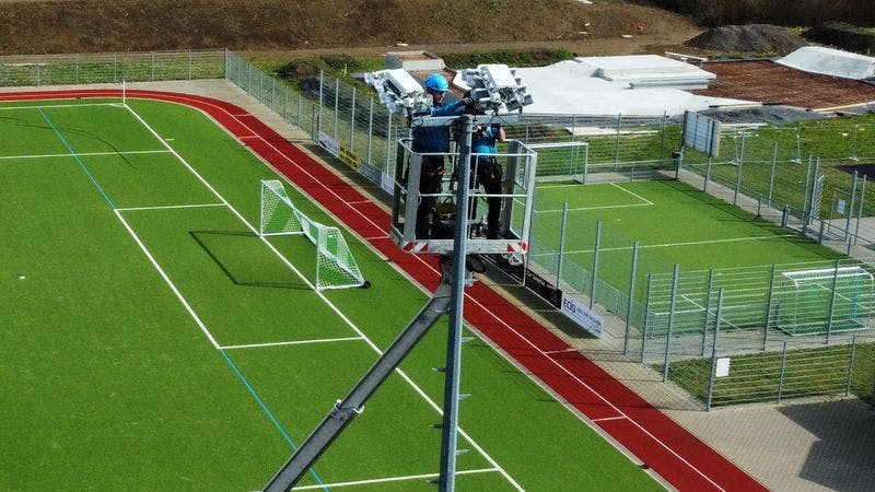 Upgrading a Floodlight System to LED Technology